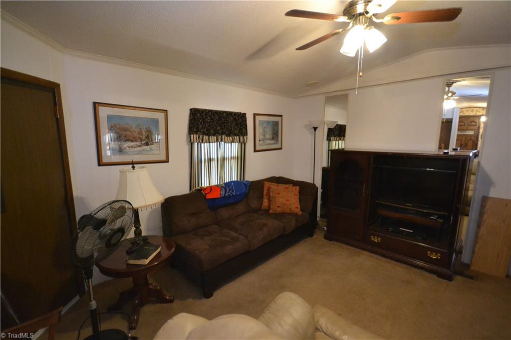 4295 Beckerdite Road Sophia, NC 27350 - Photo 9 of 16 Gallery Image 9