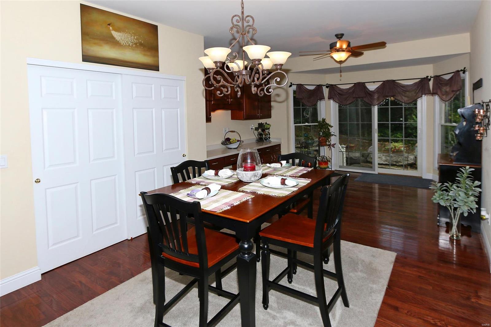 10110 Tanbridge Road St. Louis, MO 63128 - Photo 11 of 35 Gallery Image 11