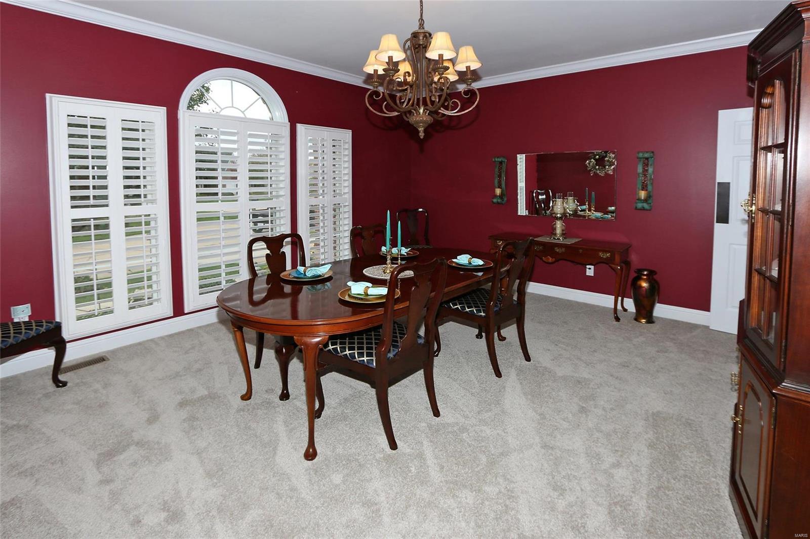 10110 Tanbridge Road St. Louis, MO 63128 - Photo 14 of 35 Gallery Image 14
