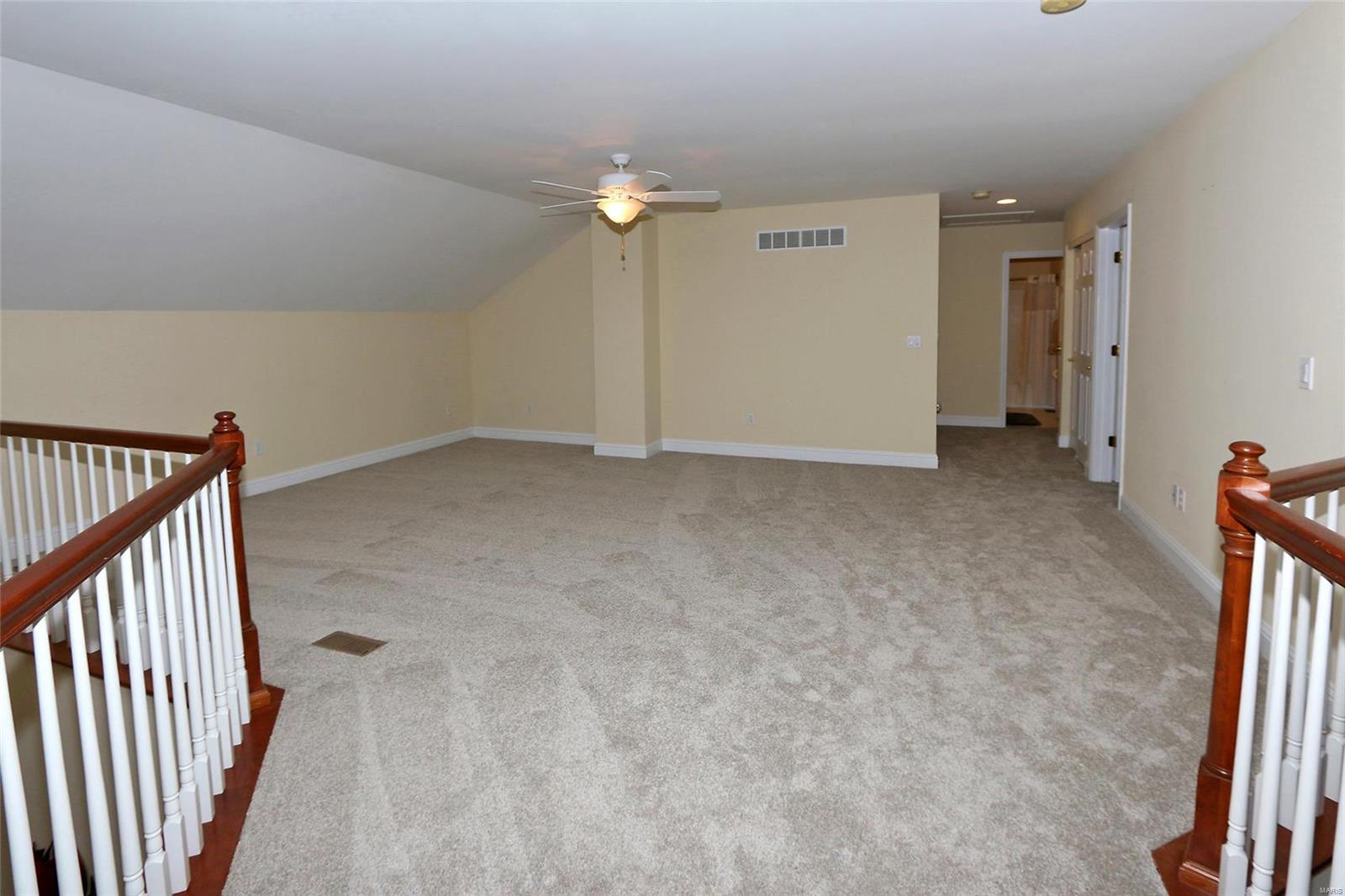 10110 Tanbridge Road St. Louis, MO 63128 - Photo 20 of 35 Gallery Image 20