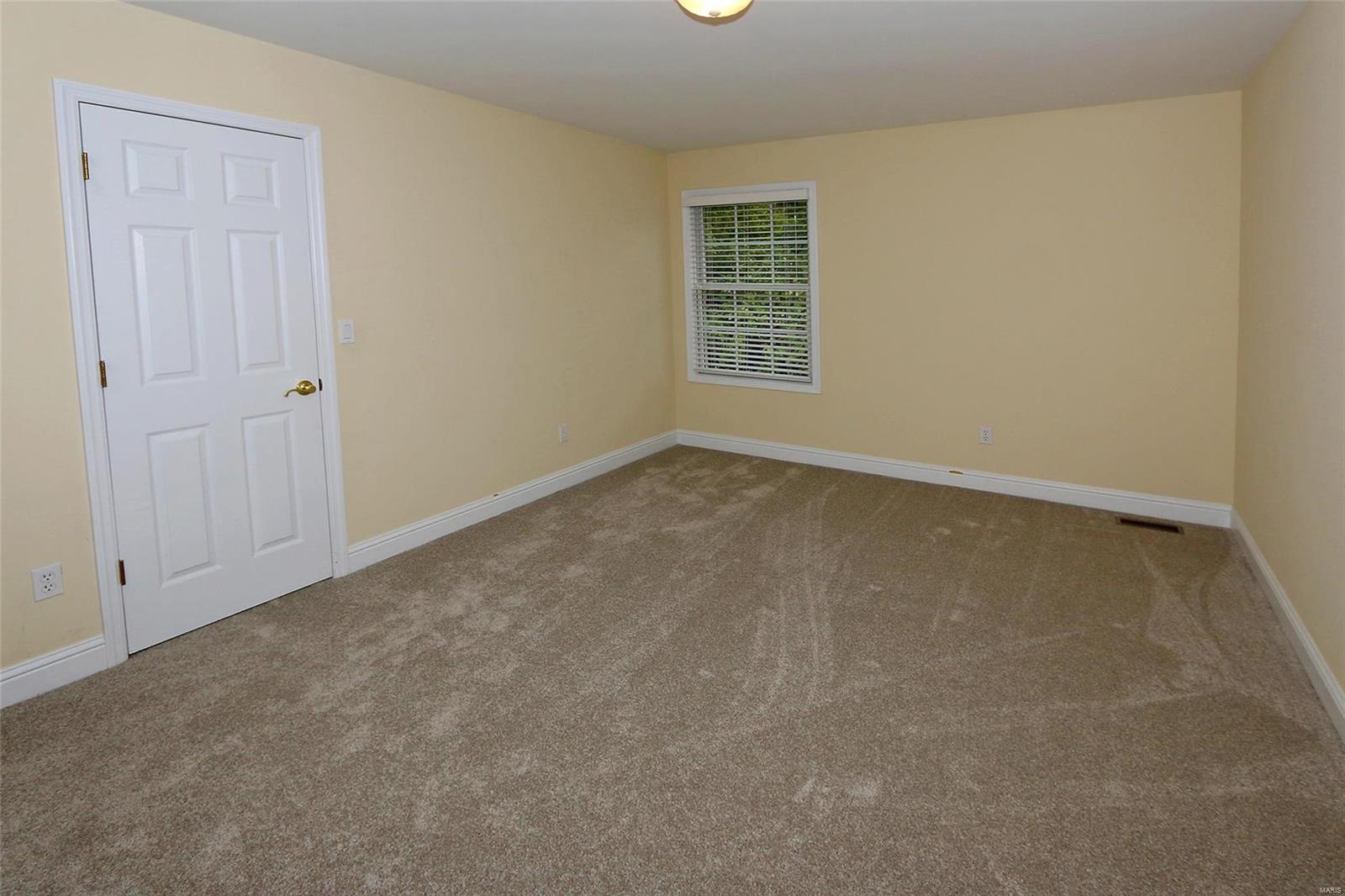 10110 Tanbridge Road St. Louis, MO 63128 - Photo 23 of 35 Gallery Image 23