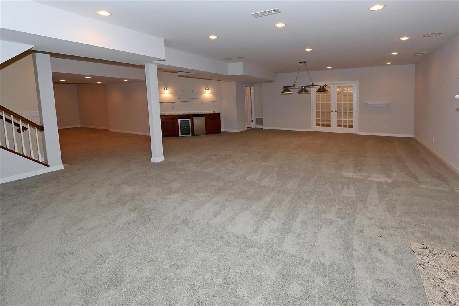 10110 Tanbridge Road St. Louis, MO 63128 - Photo 27 of 35 Gallery Image 27