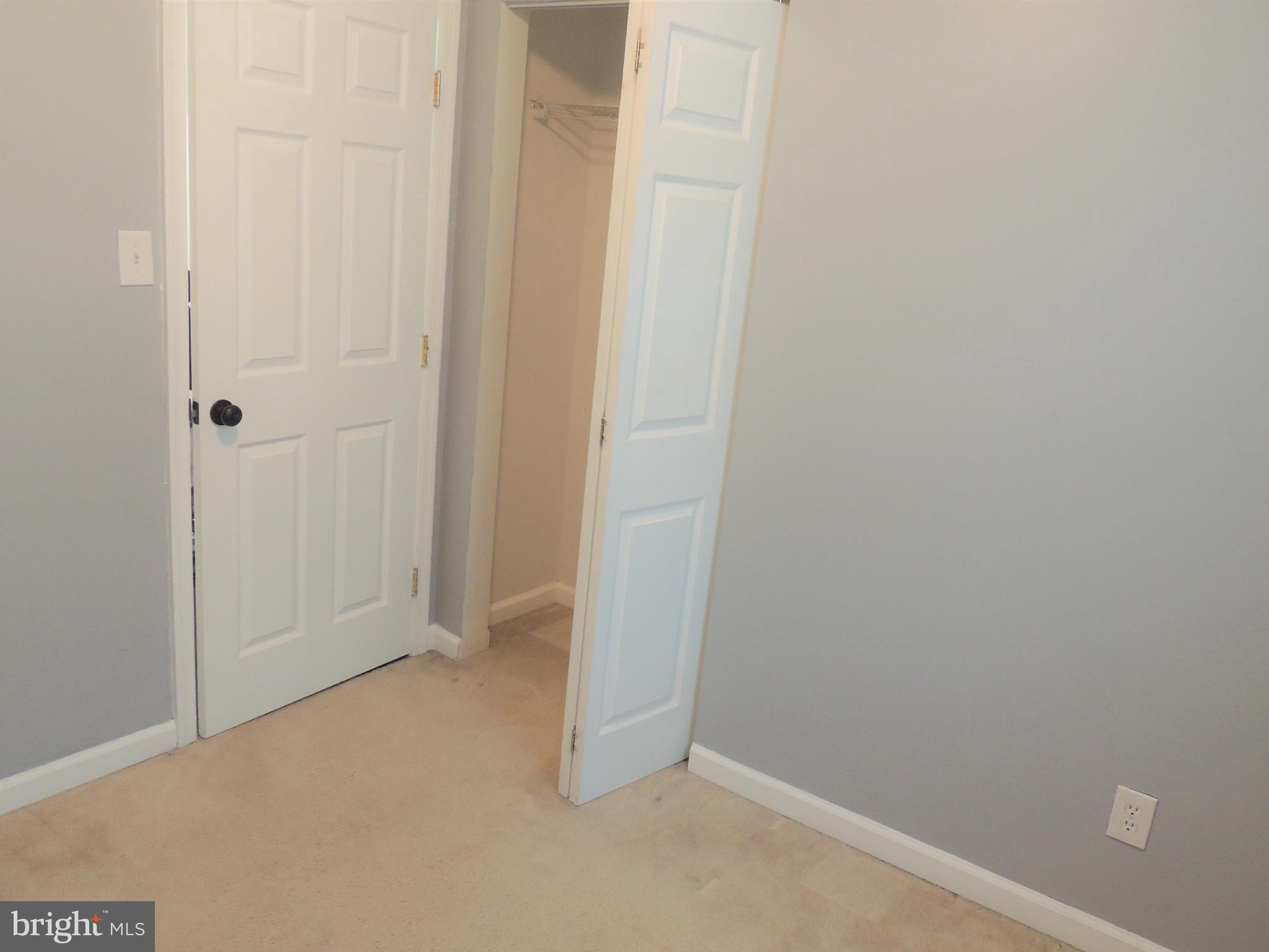 61 Midfield Road New Castle, DE 19720 - Photo 13 of 18 Bedroom 3
