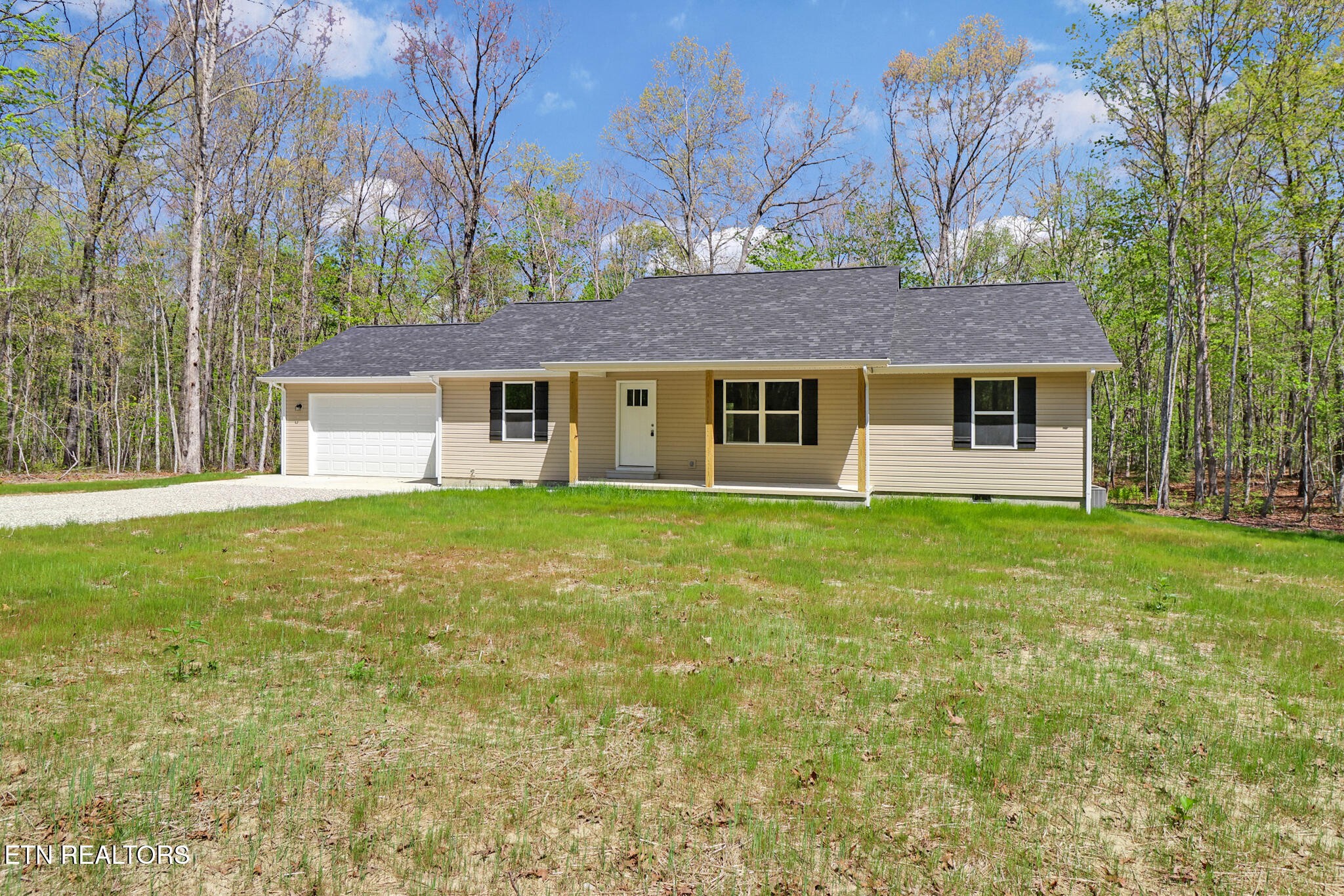 133 Jay Loop Jamestown, TN 38556 - Photo 2 of 39