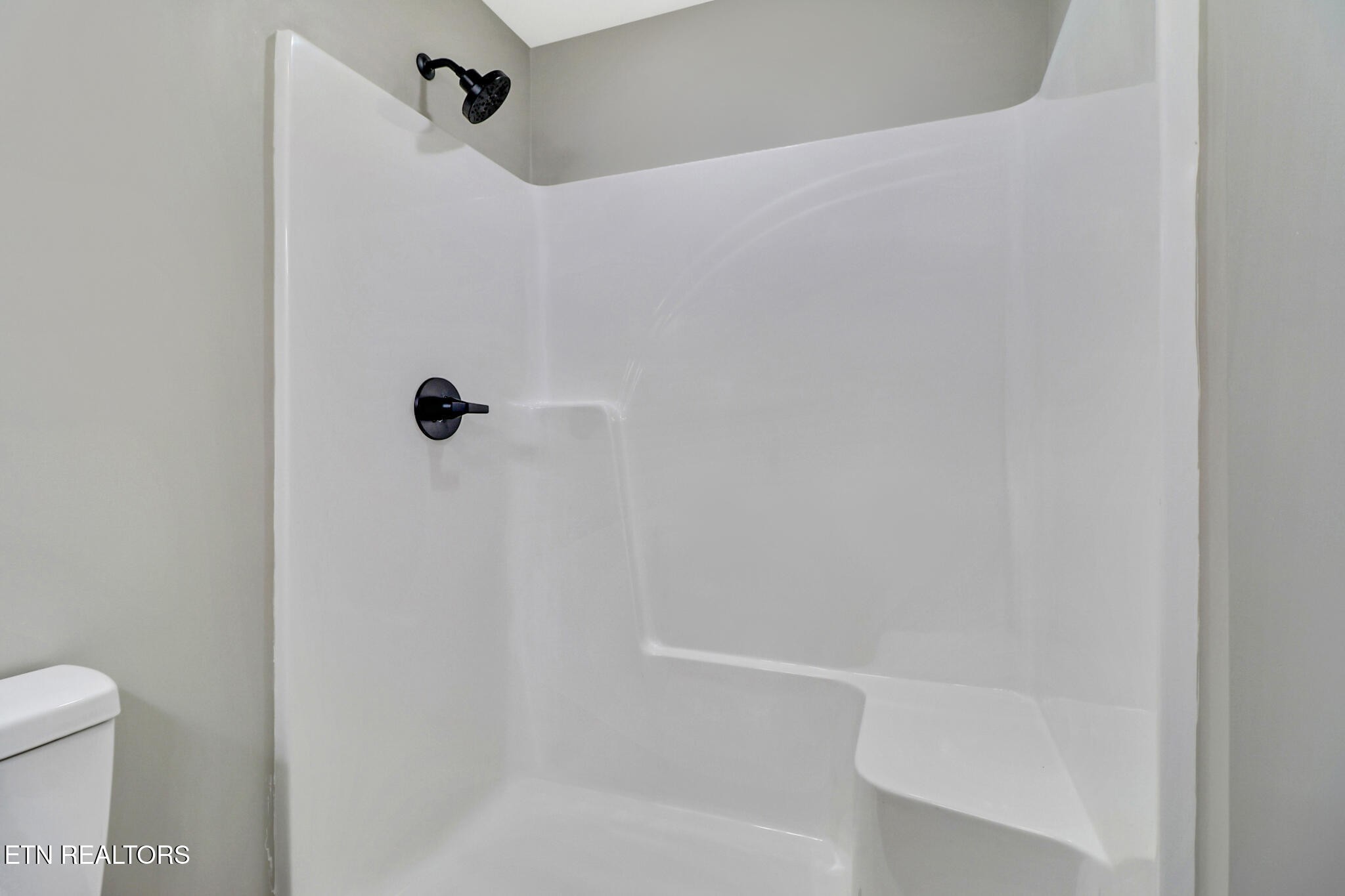 133 Jay Loop Jamestown, TN 38556 - Photo 21 of 39