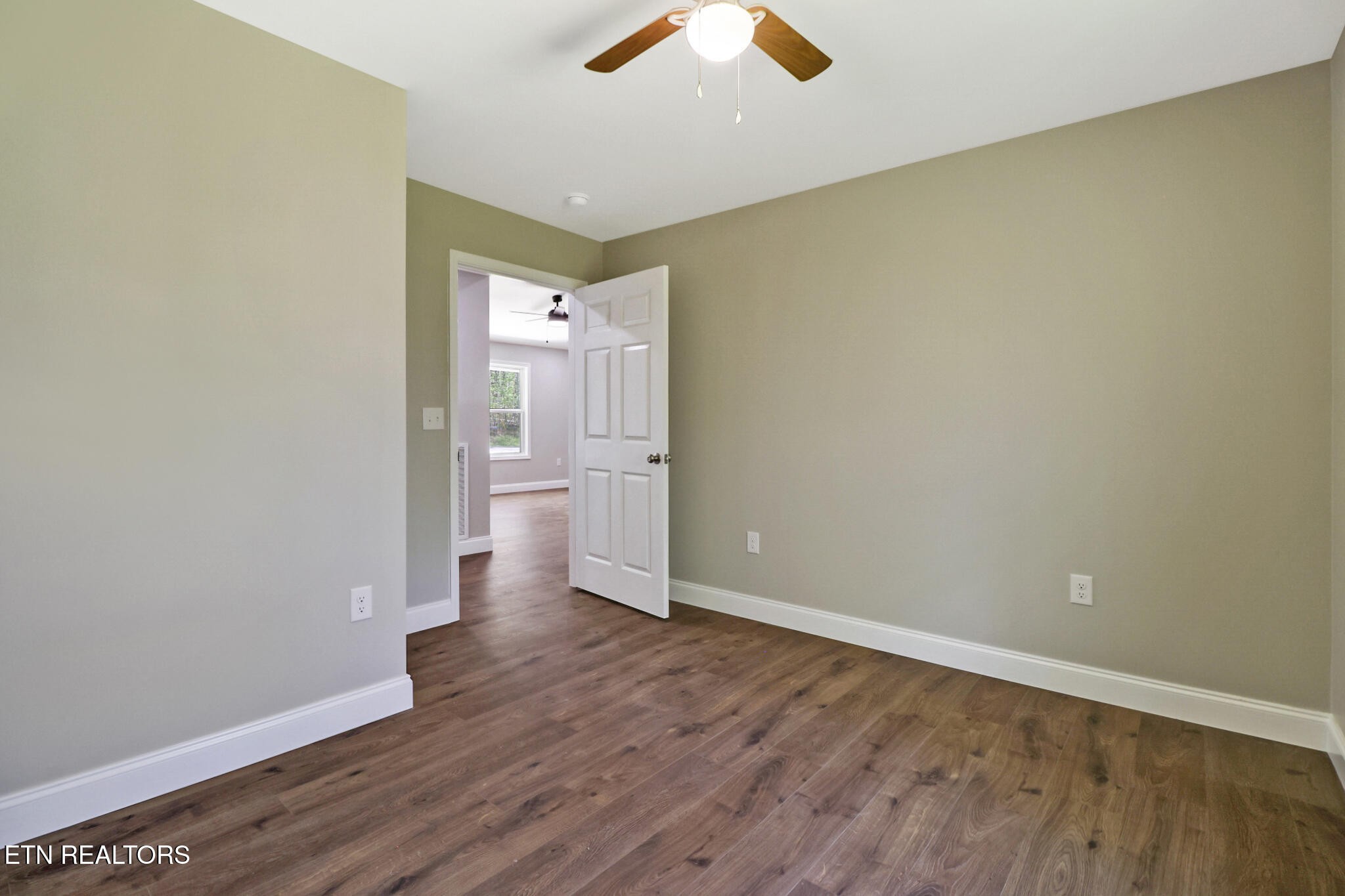 133 Jay Loop Jamestown, TN 38556 - Photo 23 of 39