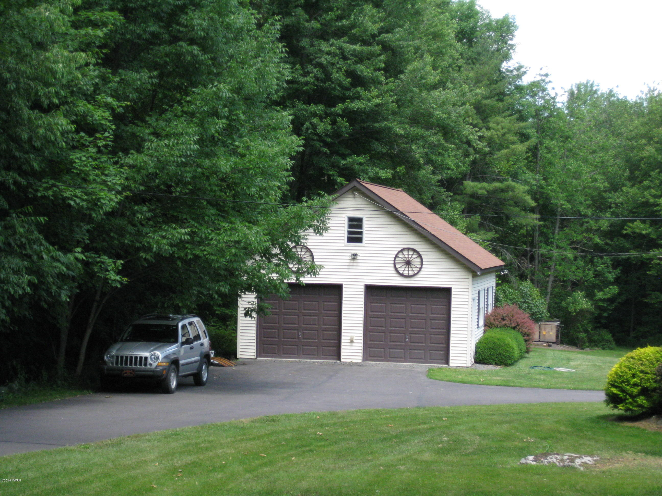 334 Everly Road Lake Ariel, PA 18436 - Photo 4 of 31