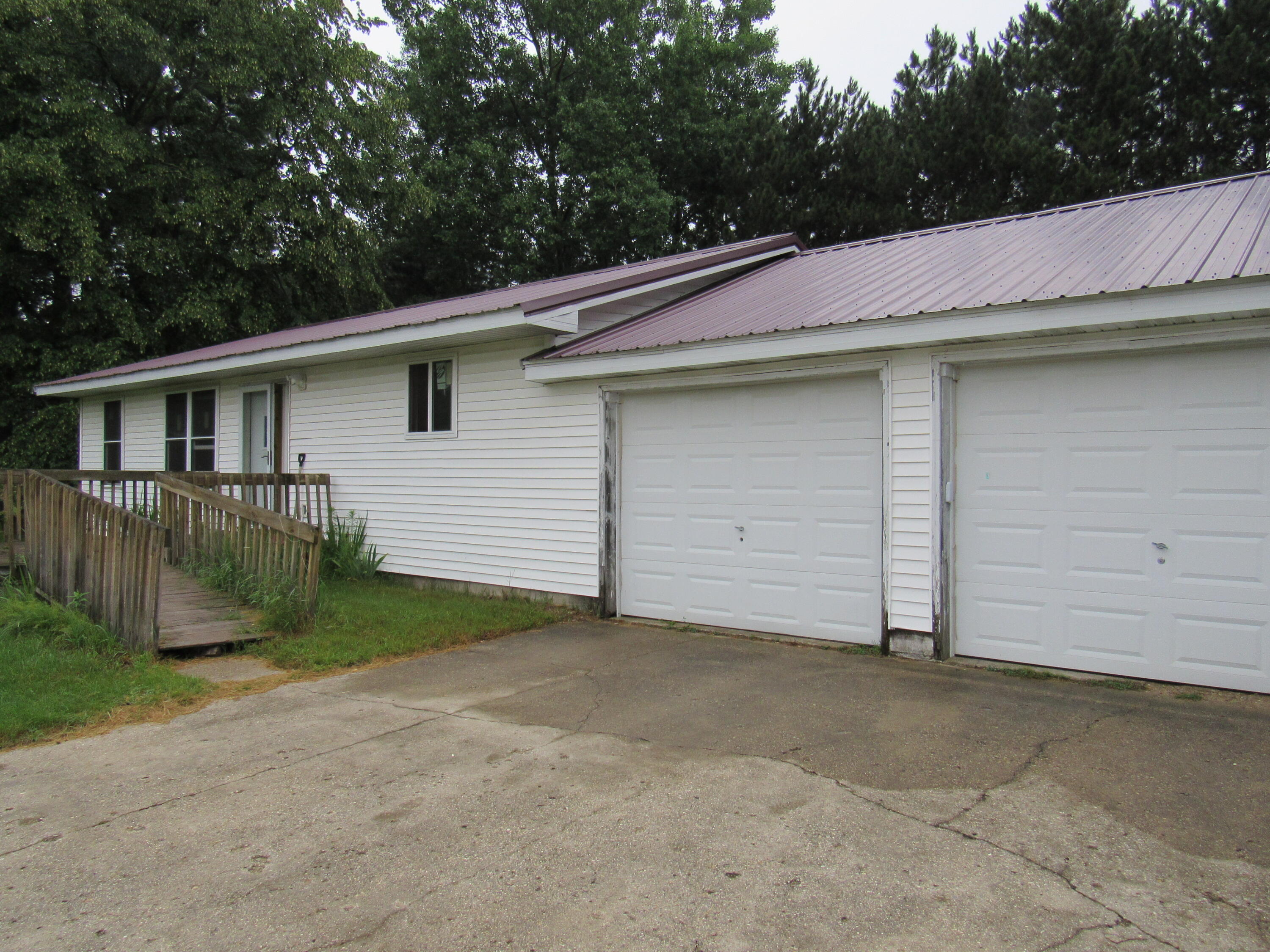 2900 Garfield Road Remus, MI 49340 - Photo 2 of 32 IMG_0237