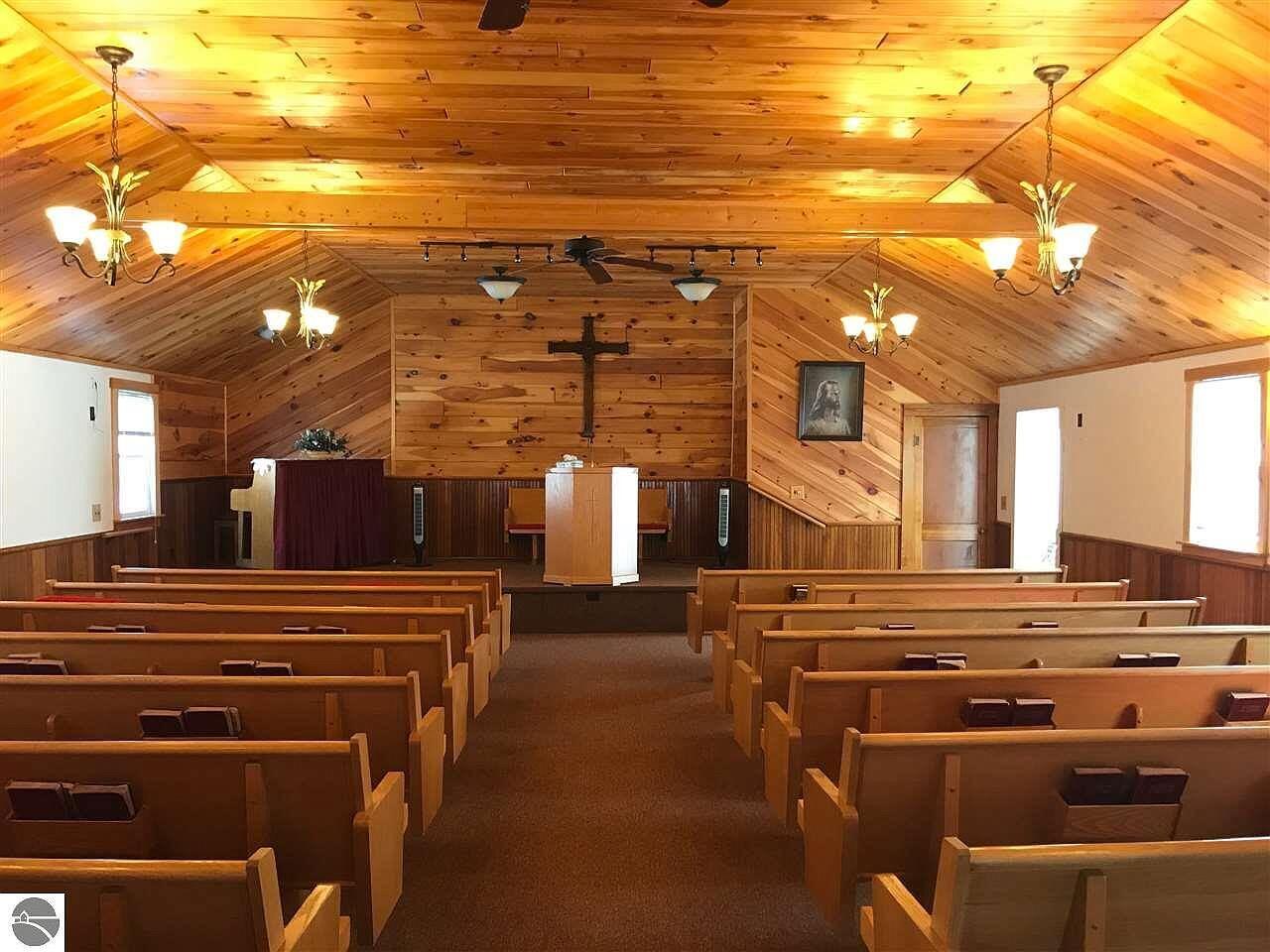 2900 Garfield Road Remus, MI 49340 - Photo 30 of 32 A801A1CA-74B1-4EC7-8E2C-01F31C6EE86C