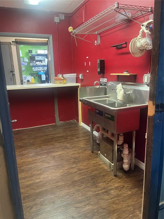 334 North Donnelly Street Mount Dora, FL 32757 - Photo 2 of 7 a room with table chairs and a window