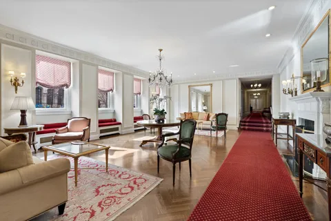 $1,000,000 | 3500 North Lake Shore Drive, Unit 3C, Chicago, IL 60657