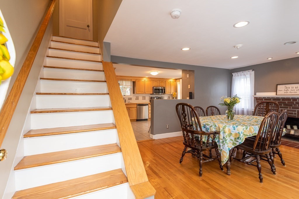 17 Rainbow Road Peabody, MA 01960 - Photo 15 of 35 Gallery Image 15