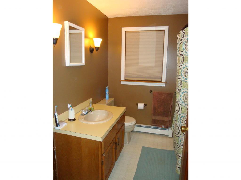 323 Pine Hill Road Berwick, ME 03901 - Photo 19 of 34 Gallery Image 19
