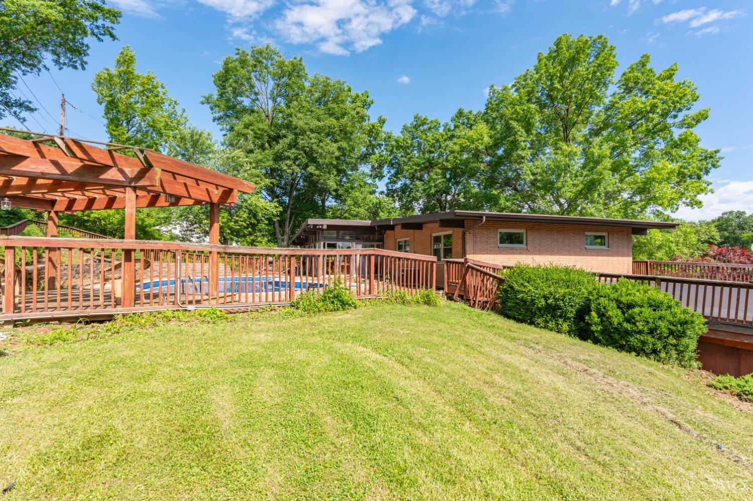 619 Fleming Road Cincinnati, OH 45231 - Photo 38 of 41