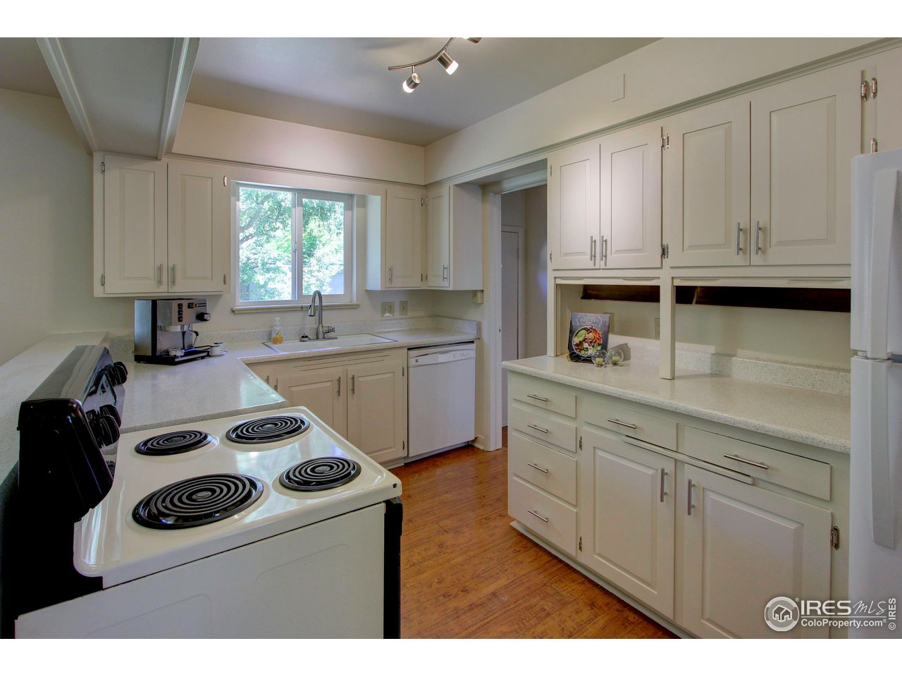 1320 Springfield Drive Fort Collins, CO 80521 - Photo 12 of 40 Gallery Image 12
