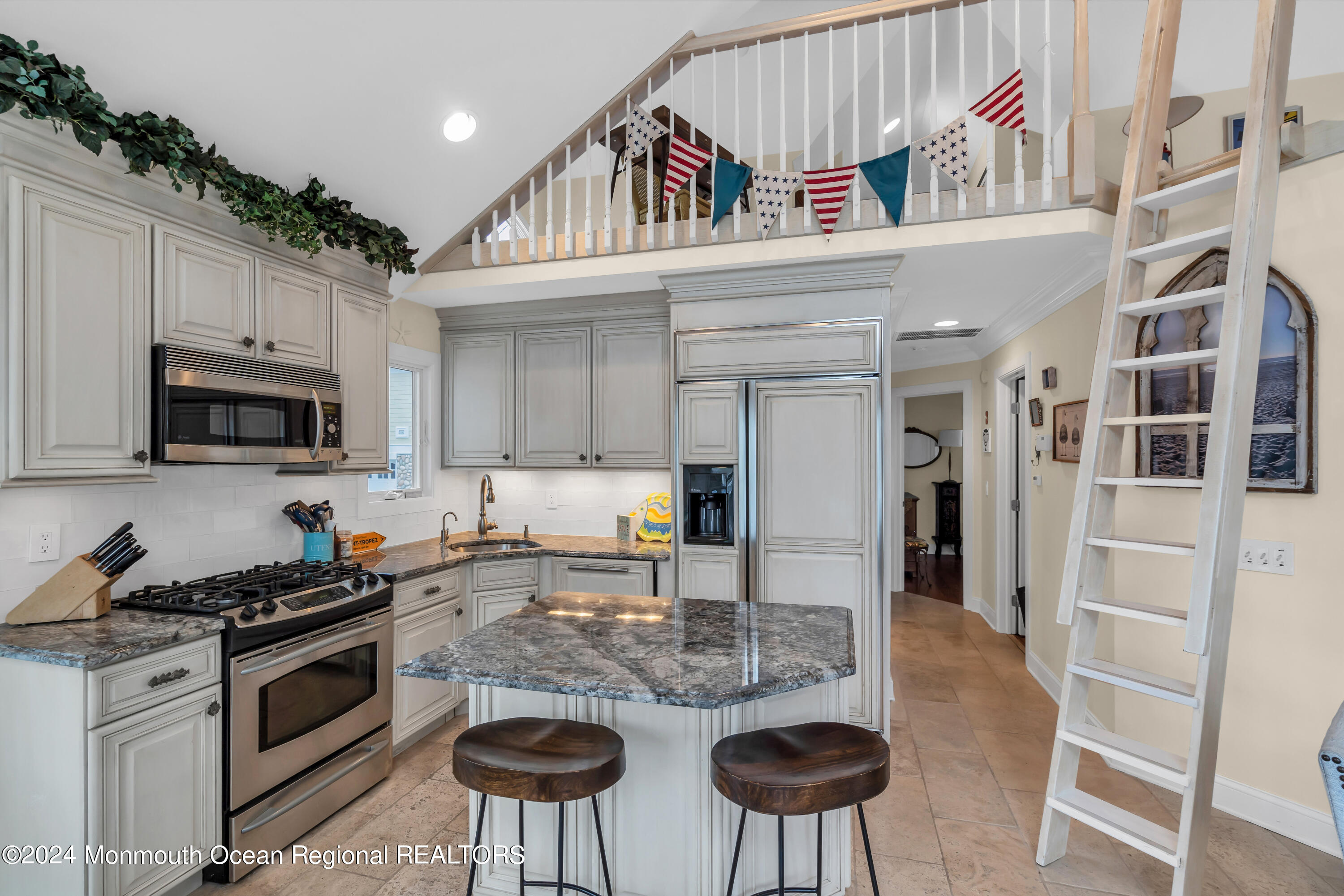 211 Canal Lane Lavallette, NJ 08735 - Photo 16 of 37 011_bjc04330