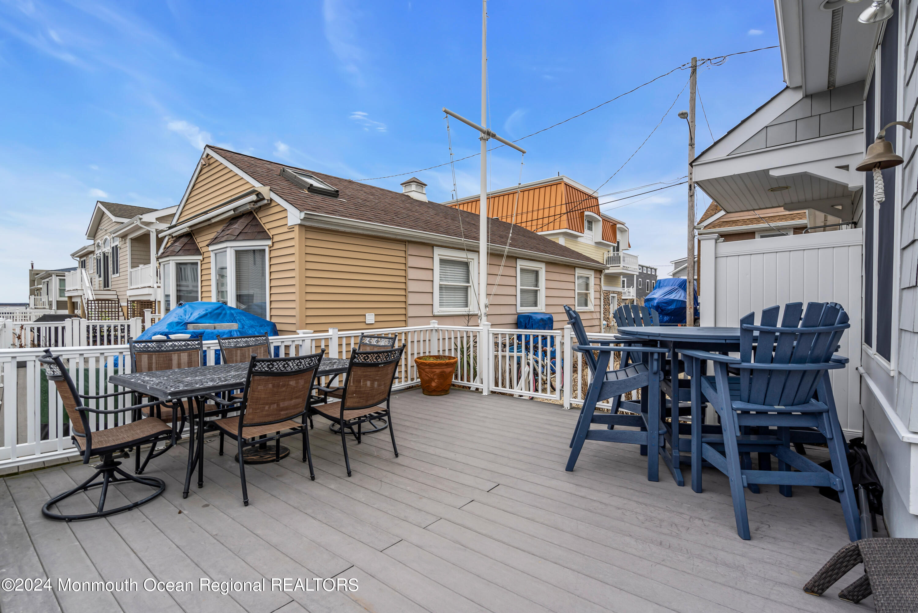 211 Canal Lane Lavallette, NJ 08735 - Photo 6 of 37 039_bjc04387