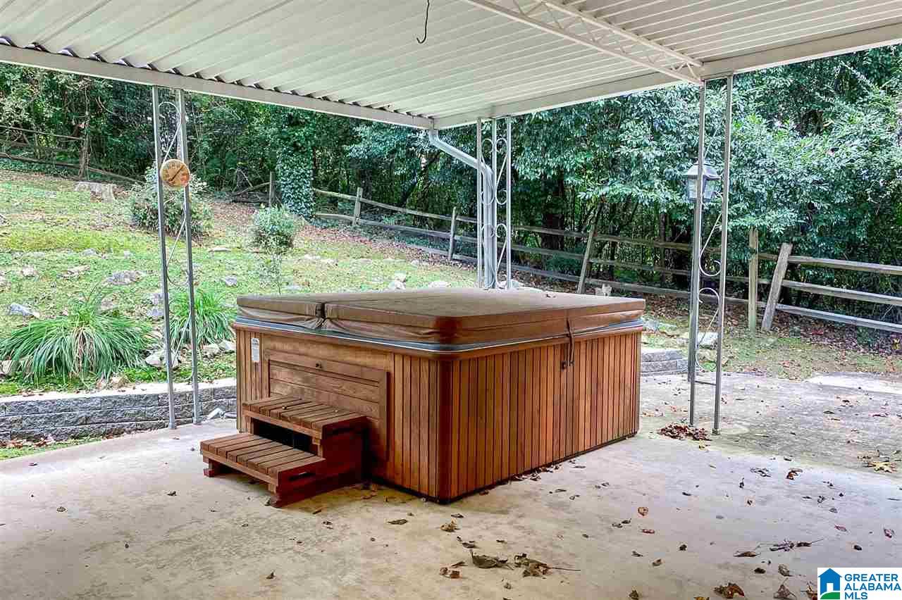 1930 Henry Road Anniston, AL 36207 - Photo 13 of 50