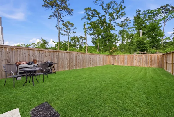 $2,550 | 6042 Cebra Street, Houston, TX 77091