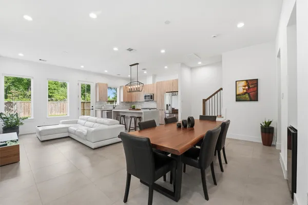 $2,550 | 6042 Cebra Street, Houston, TX 77091