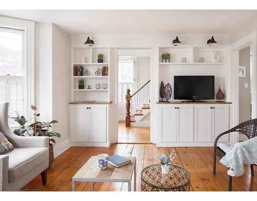 10 Green Street Marblehead, MA 01945 - Photo 2 of 15