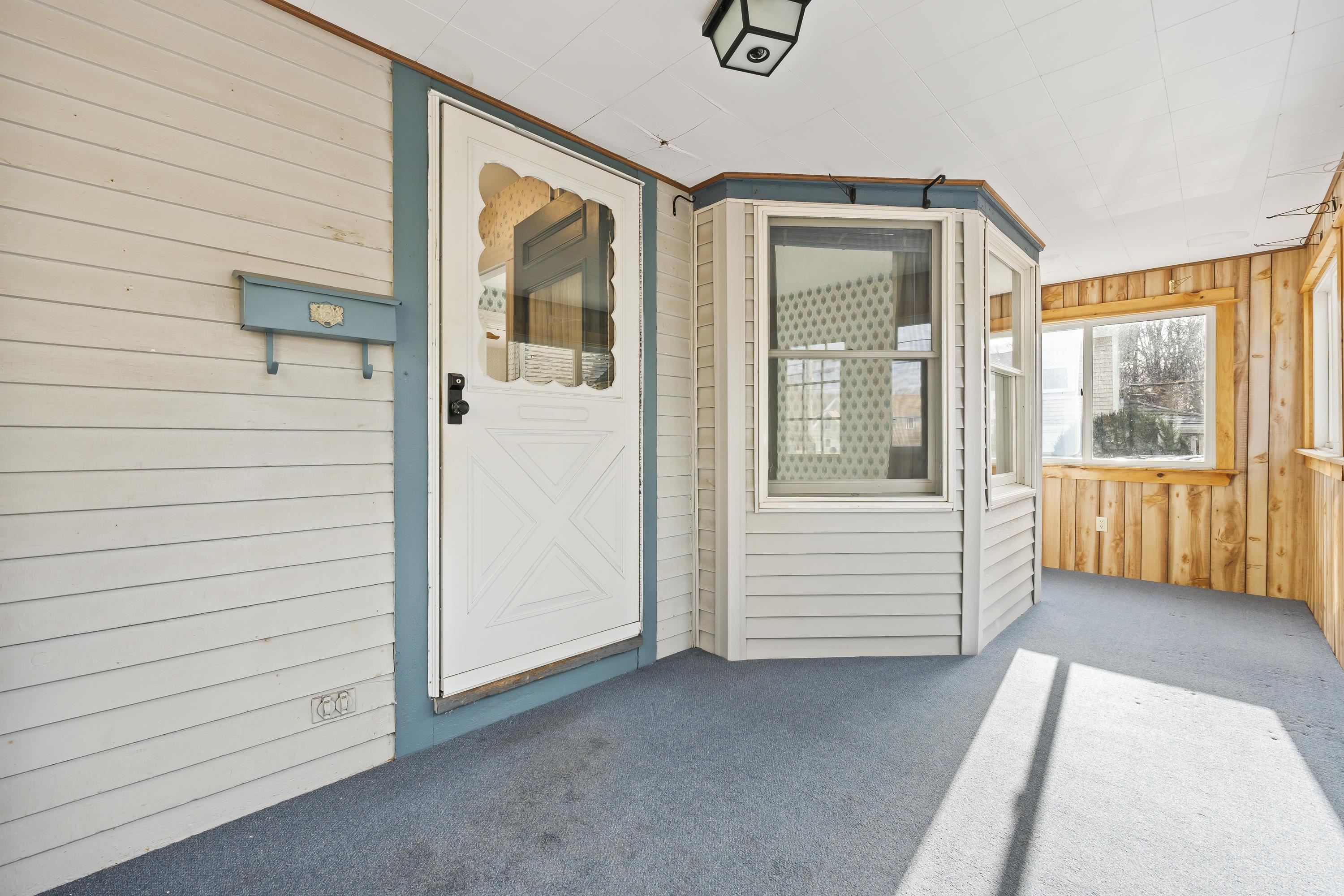 46 Rogers Road Kittery, ME 03904 - Photo 5 of 36 Gallery Image 5