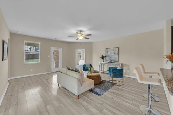 $325,000 | 1172 Beaverwood Lane, Crowley, TX 76036