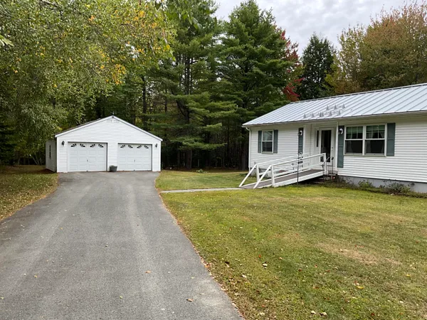 $272,000 | 8 Cross Road, Bradley, ME 04411