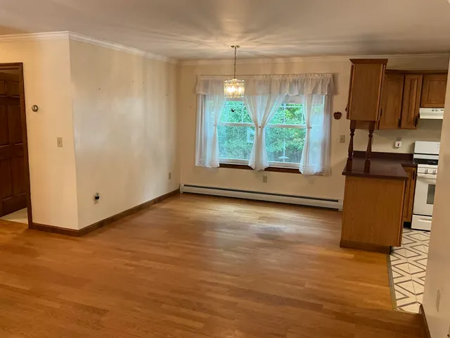 $285,999 | 8 Cross Road, Bradley, ME 04411