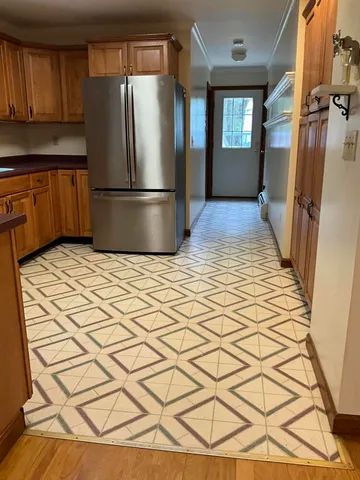 $285,999 | 8 Cross Road, Bradley, ME 04411