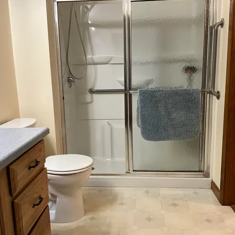 $285,999 | 8 Cross Road, Bradley, ME 04411