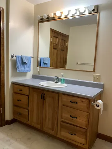 $285,999 | 8 Cross Road, Bradley, ME 04411