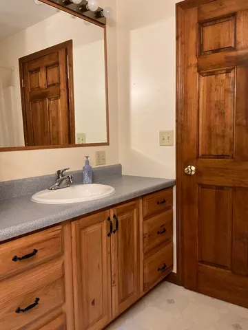 $285,999 | 8 Cross Road, Bradley, ME 04411