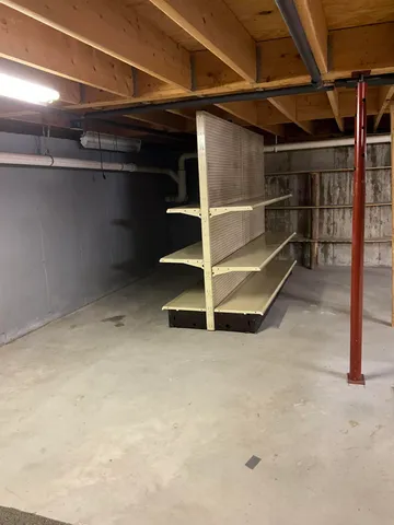 $285,999 | 8 Cross Road, Bradley, ME 04411