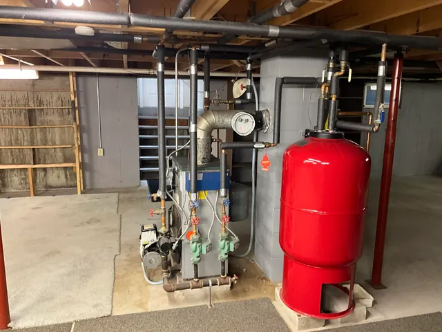 $285,999 | 8 Cross Road, Bradley, ME 04411