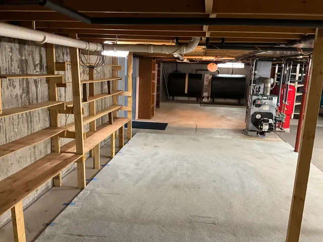 $285,999 | 8 Cross Road, Bradley, ME 04411