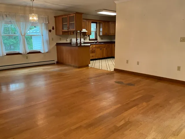 $285,999 | 8 Cross Road, Bradley, ME 04411