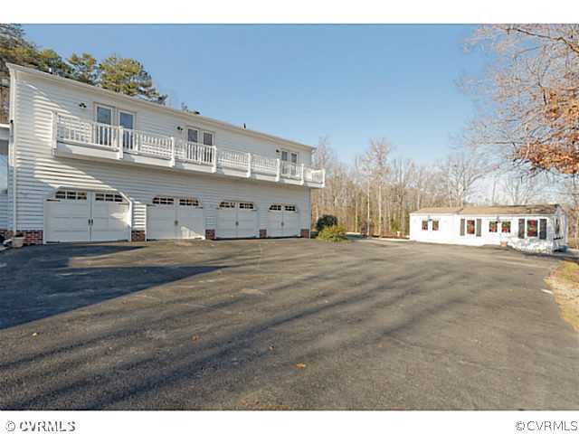 2146 Hunters Mill Road Powhatan, VA 23139 - Photo 23 of 24 Gallery Image 23