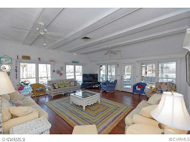 2146 Hunters Mill Road Powhatan, VA 23139 - Photo 3 of 24 Gallery Image 3