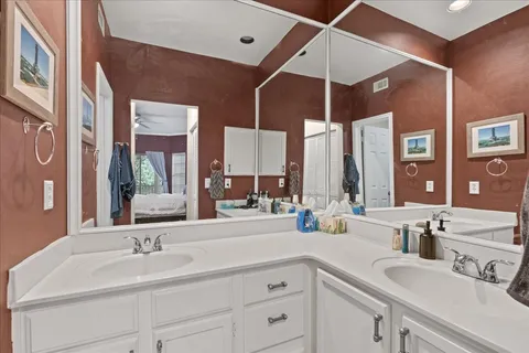 $335,000 | 1741 Spyglass Drive, Unit 2102, Austin, TX 78746