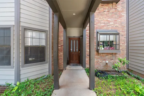 $335,000 | 1741 Spyglass Drive, Unit 2102, Austin, TX 78746