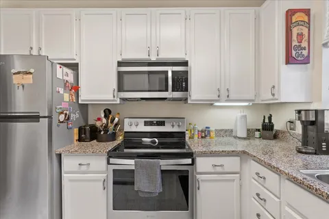 $335,000 | 1741 Spyglass Drive, Unit 2102, Austin, TX 78746