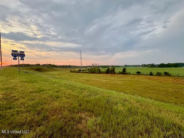 $1,350,000 | 0 Shands Bottom Road, Senatobia, MS 38668