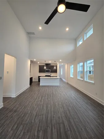 $2,395 | 224 Langhorne Bend, Liberty Hill, TX 78642