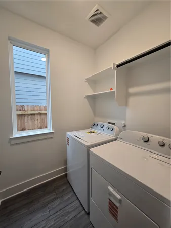 $2,395 | 224 Langhorne Bend, Liberty Hill, TX 78642