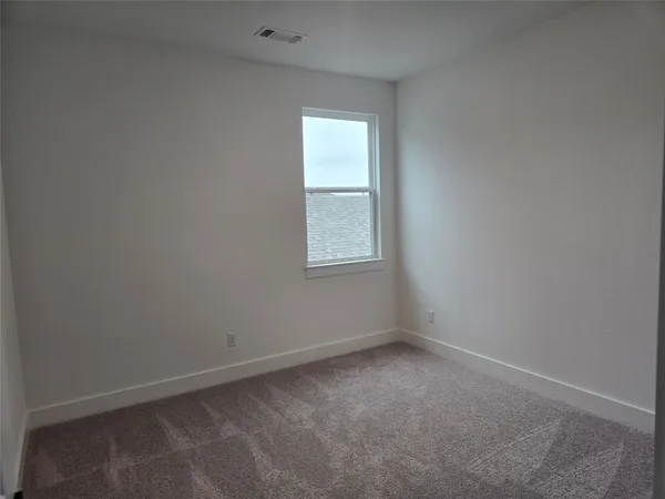 $2,395 | 224 Langhorne Bend, Liberty Hill, TX 78642