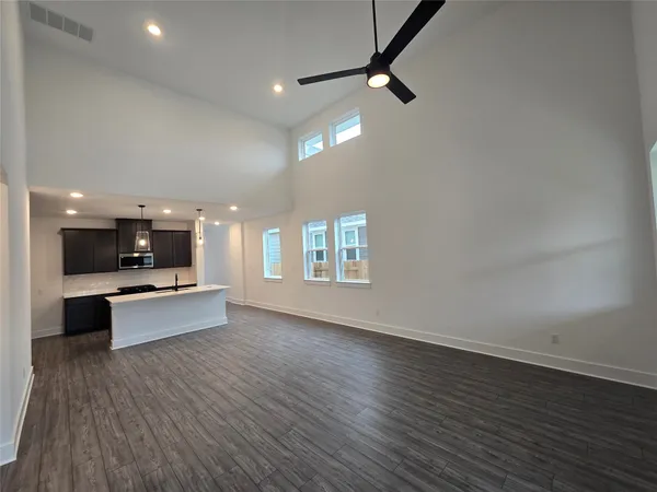 $2,395 | 224 Langhorne Bend, Liberty Hill, TX 78642