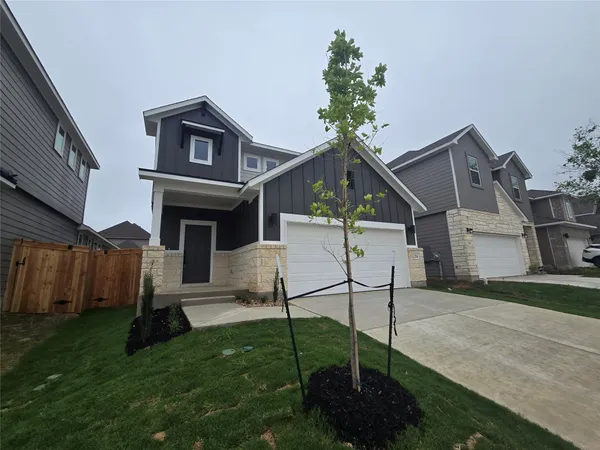 $2,395 | 224 Langhorne Bend, Liberty Hill, TX 78642