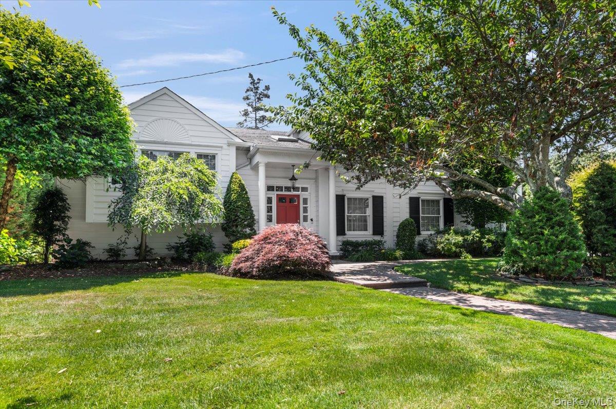 100 Cabot Road Massapequa, NY 11758 - Photo 44 of 49