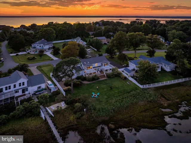 $1,150,000 | 6226 Knoll Hill Drive, Berlin, MD 21811